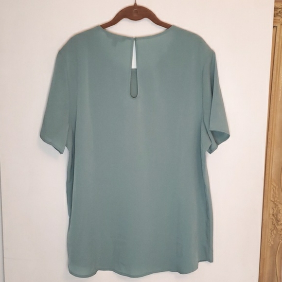 Lovely Banana Republic Blouse Top XL EUC - Picture 3 of 9